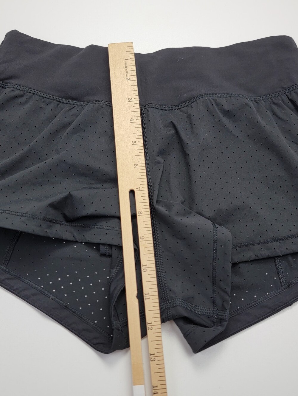 Lululemon Womens Speed Short Perforated Size 4 Black Lined Pre-owned - Picture 10 of 10